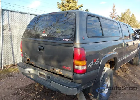 2002 GMC Sierra 2500Hd Sle z USA, uszkodzony, nr VIN 1GTHK23162F189430